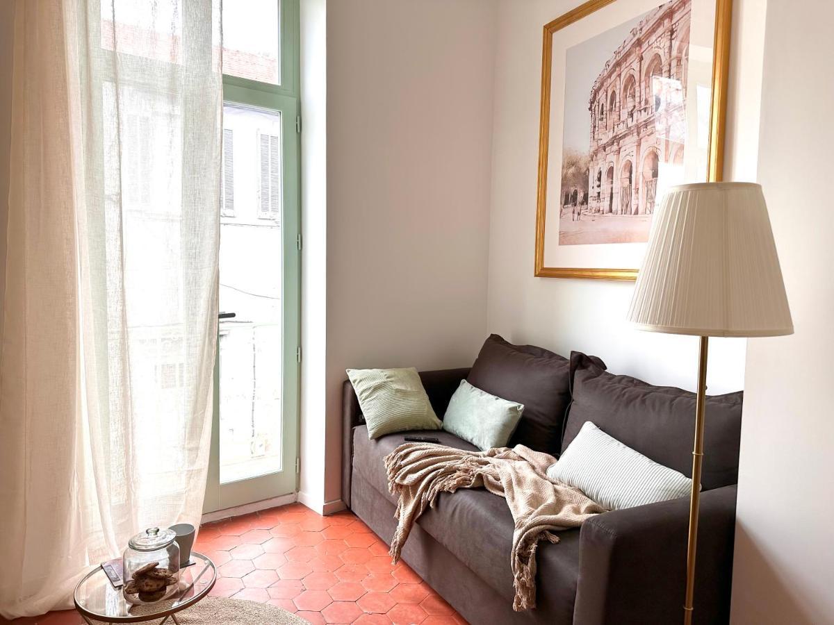 Apartament Le Petit Provencal Nîmes Zewnętrze zdjęcie