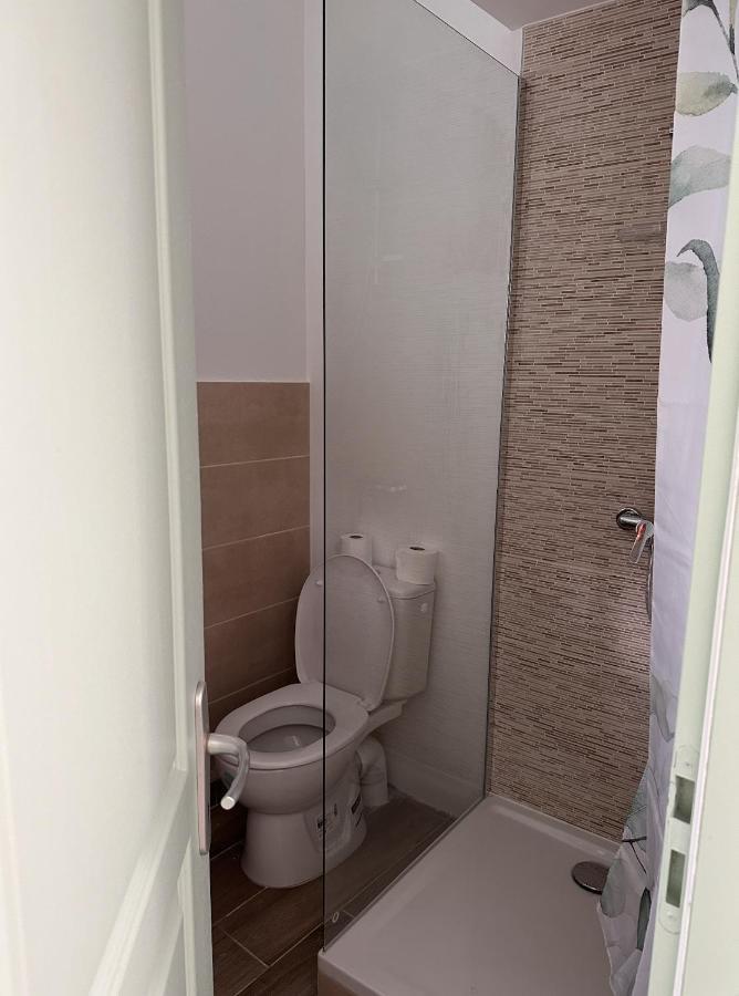 Apartament Le Petit Provencal Nîmes Zewnętrze zdjęcie