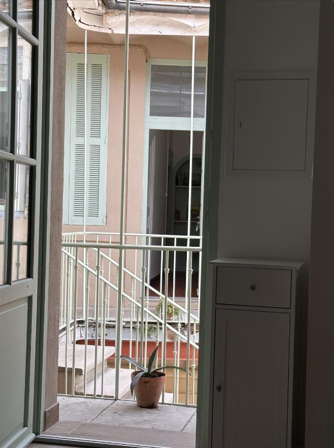 Apartament Le Petit Provencal Nîmes Zewnętrze zdjęcie